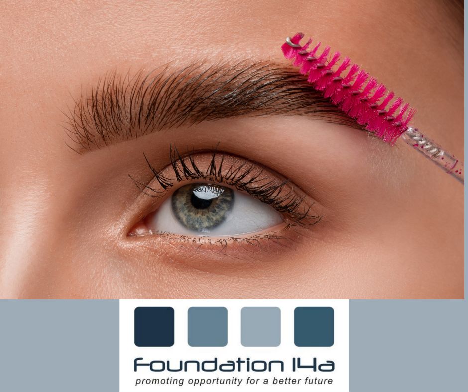 BrowTex Course - close up of an eyebrow and pink brow brush