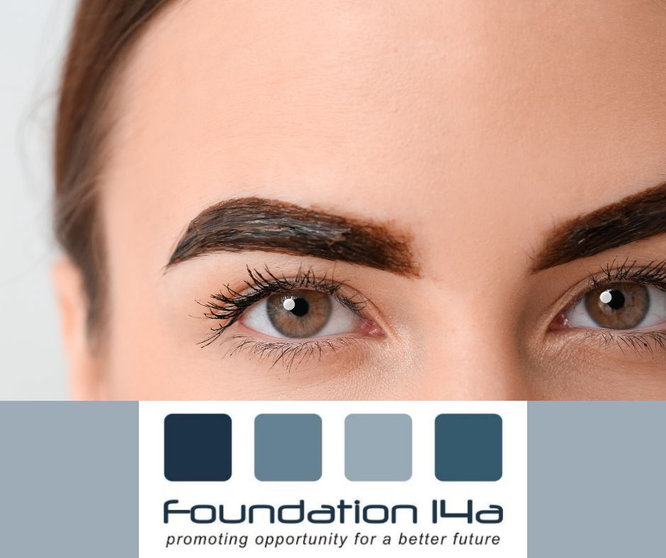 Eyebrow lamination course - close up of a model's eyes and eyebrows